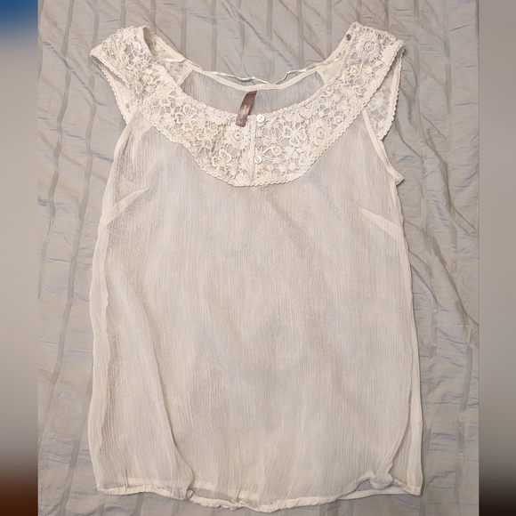 Maternity Lot Sized Medium - Picture 6 of 8